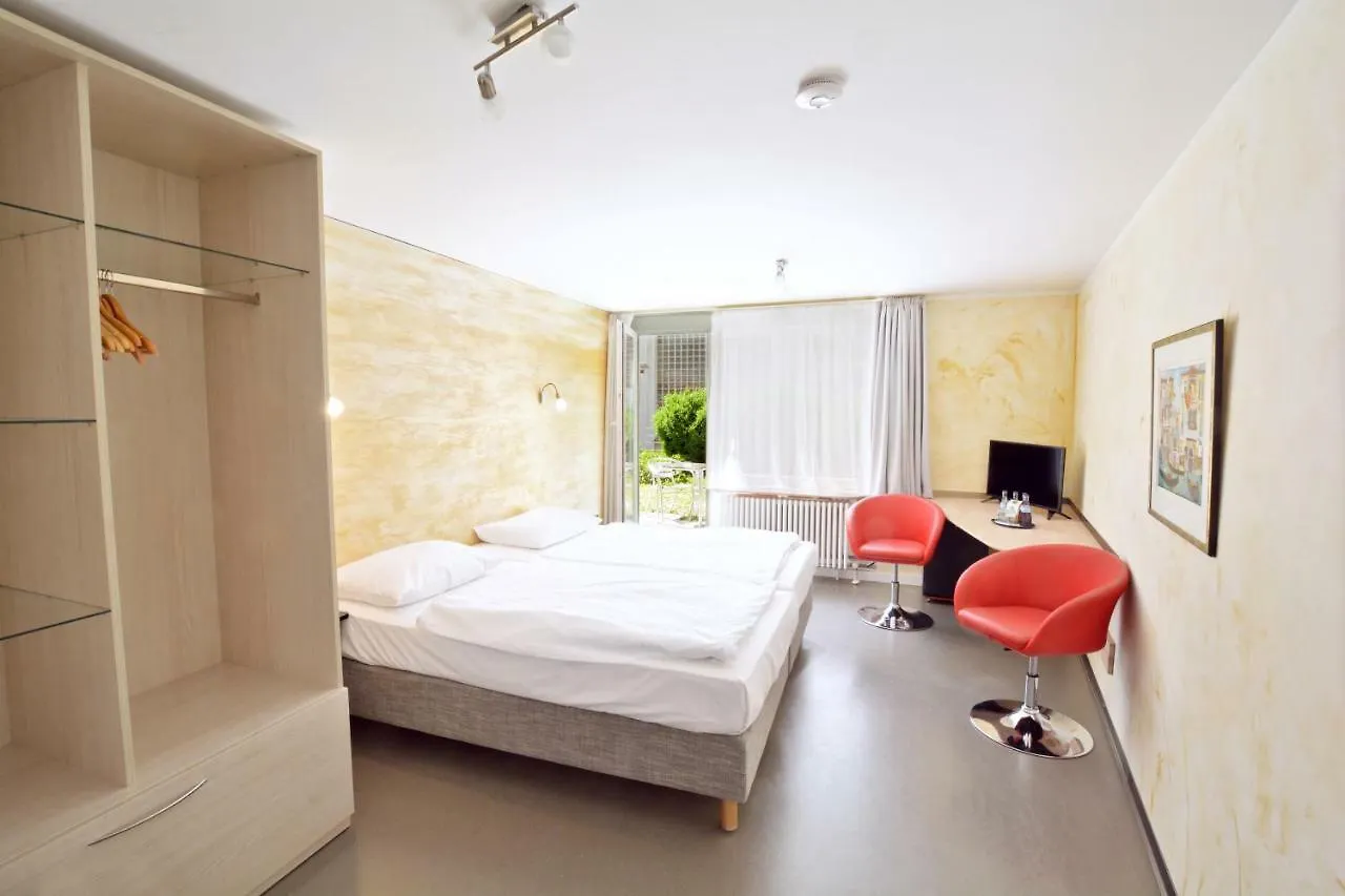 ***  Abalon Hotel Ideal Stuttgart Germany